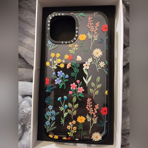 CASETiFY iPhone 15 case - Picture 2 of 6